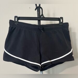 Nike Fit women’s shorts 12-14 L